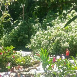 Excursion cascada Villa Miriam Barahona